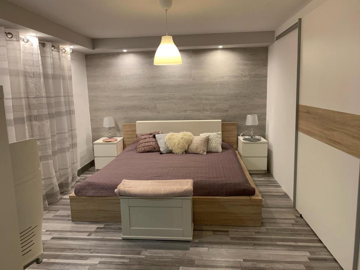 Airport16 Bed And Breakfast 韦切什 外观 照片